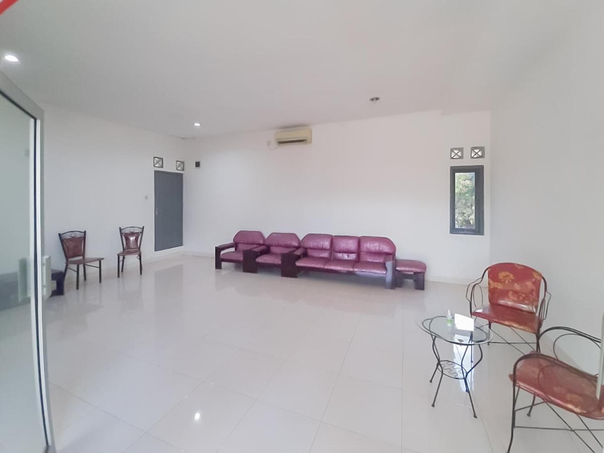 Wisma Asri Syariah Majalengka Redpartner Dawuhan المظهر الخارجي الصورة